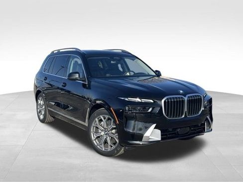 New 2026 BMW X7 xDrive40i w/ Premium Package image 1