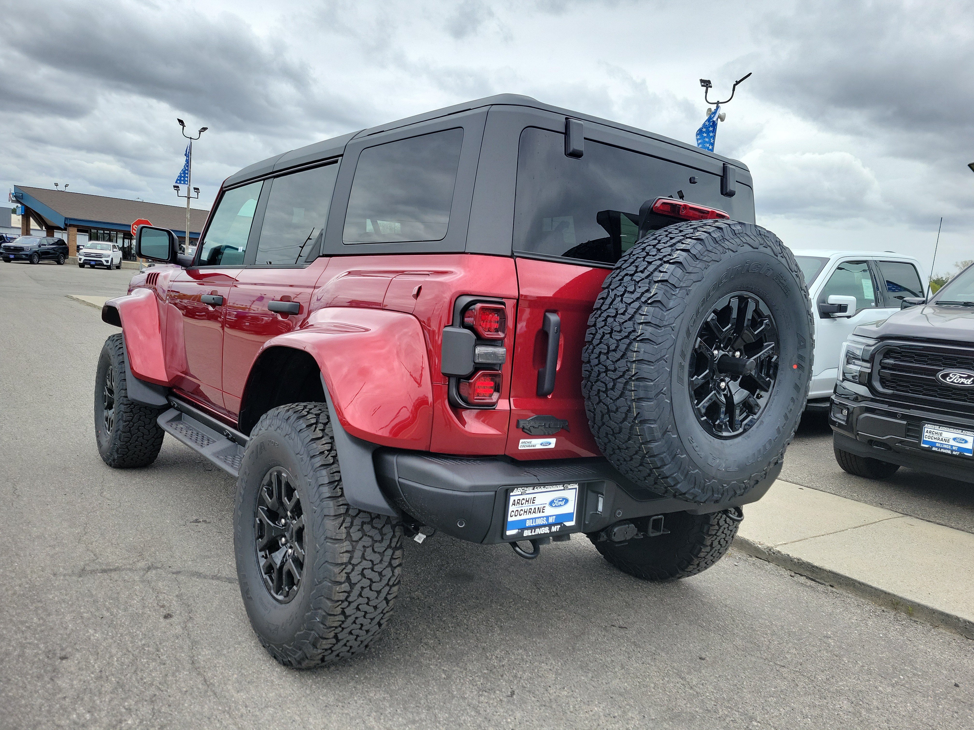 New 2026 Ford Bronco Raptor w/ Interior Carbon Fiber Pack AWD/4WD image 3