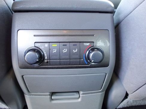 Used 2012 Toyota Highlander FWD image 21