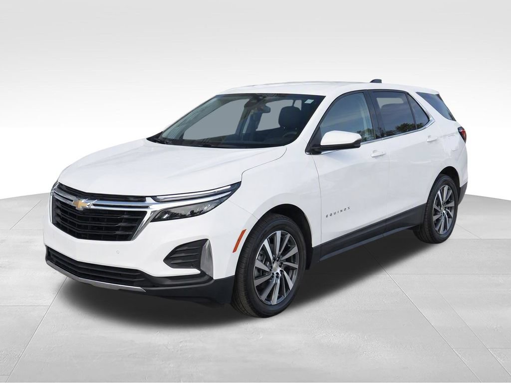 Used 2024 Chevrolet Equinox LT w/ LPO, Floor Liner Package FWD image 2