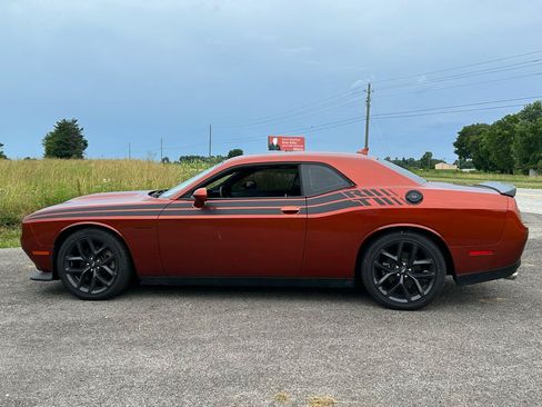 Used 2022 Dodge Challenger R/T w/ Plus Package RWD image 4