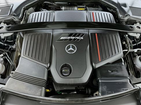 Used 2024 Mercedes-Benz CLE 53 AMG CLE 53 AMG Dynamic Night 4MATI image 27