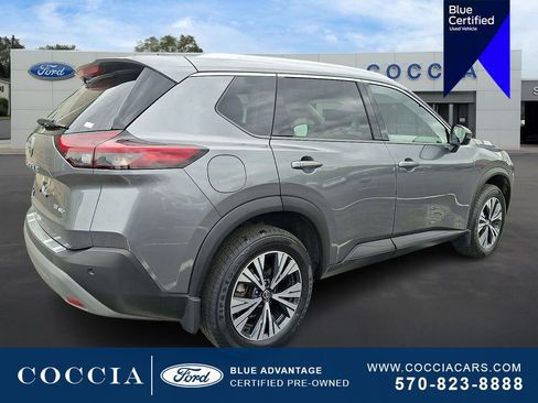 Used 2021 Nissan Rogue SV w/ Premium Package AWD/4WD image 4