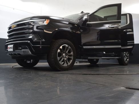 Used 2023 Chevrolet Silverado 1500 High Country w/ Technology Package image 68