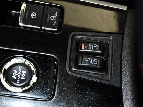 Used 2020 Mitsubishi Outlander LE AWD/4WD image 31