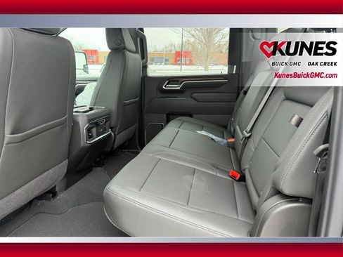 New 2026 GMC Sierra 3500 SLT w/ SLT Premium Package AWD/4WD image 5