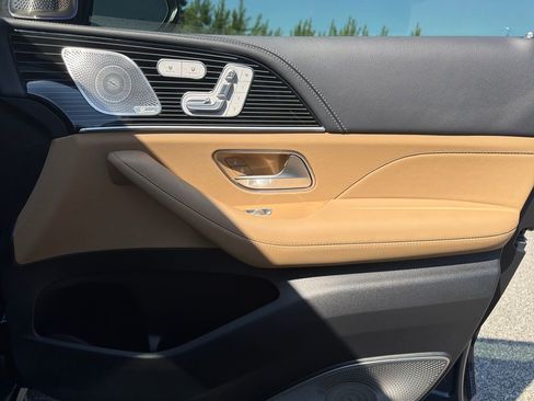 Certified 2024 Mercedes-Benz GLS 450 4MATIC image 44