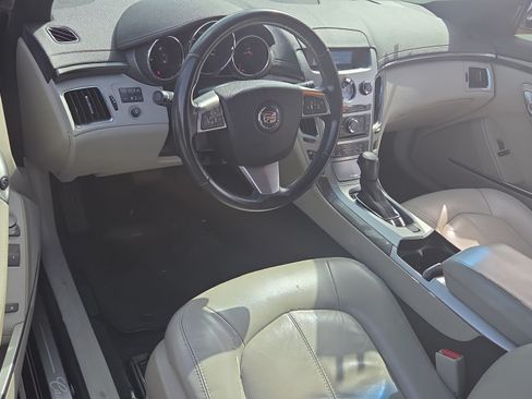Used 2011 Cadillac CTS Coupe RWD image 11