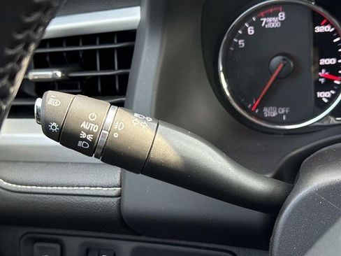 Used 2020 GMC Acadia SLT w/ Driver Alert Package II image 27