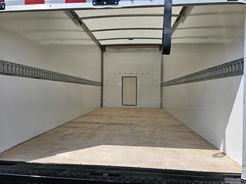 Used 2025 Chevrolet Express 3500 w/ Power Convenience Package RWD image 22