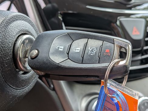 Used 2021 Chevrolet Spark LT FWD image 30