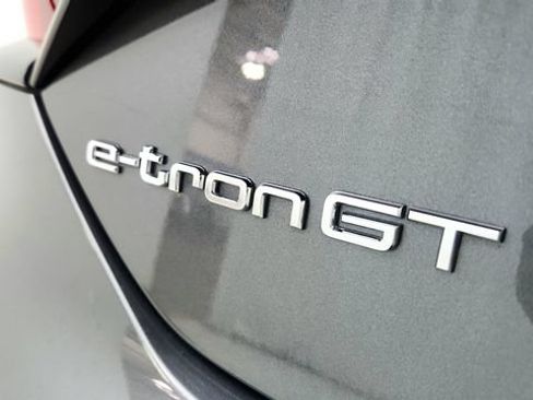 Used 2023 Audi e-tron GT Premium Plus AWD/4WD image 38