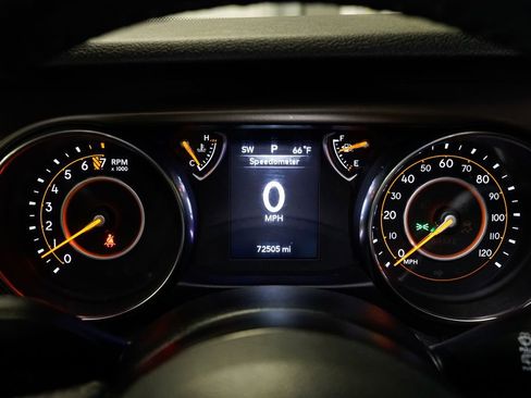 Used 2018 Jeep Wrangler Unlimited Sport S image 12