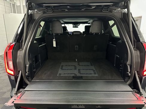 Used 2025 Ford Expedition Max Platinum w/ Stealth Performance Package AWD/4WD image 38