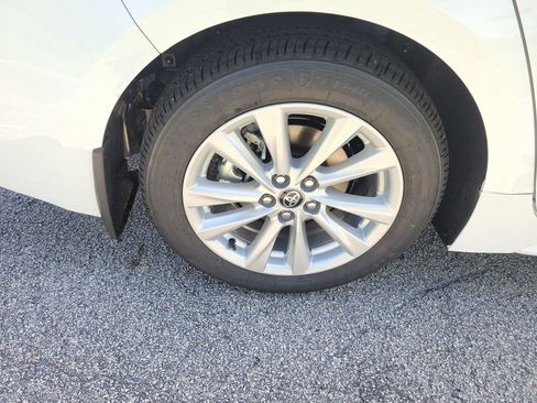 New 2026 Toyota Corolla LE w/ LE Premium Package FWD image 30