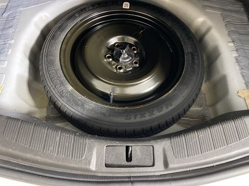 Used 2014 Ford Fusion SE image 27