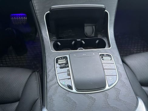 Used 2022 Mercedes-Benz GLC 300 4MATIC image 19