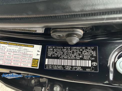 Used 2022 Toyota Prius XLE AWD/4WD image 28