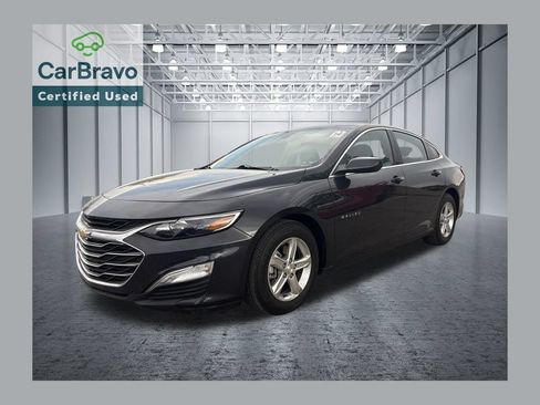 Certified 2022 Chevrolet Malibu LS w/ Driver Confidence Package II FWD image 1