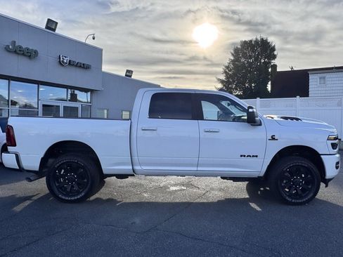 Used 2025 RAM 2500 Laramie w/ Night Edition image 9