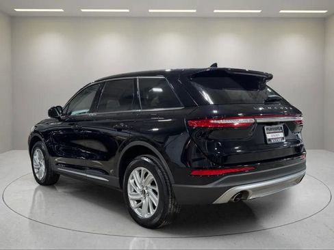 Certified 2025 Lincoln Corsair AWD image 14