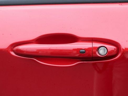 Used 2025 Jeep Compass Trailhawk w/ Trailhawk Elite Group image 9