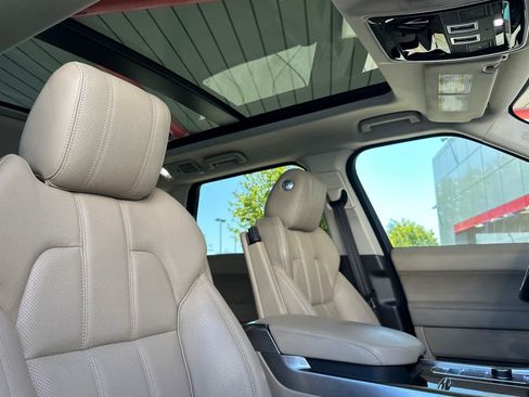 Used 2016 Land Rover Range Rover Sport Supercharged AWD/4WD image 18