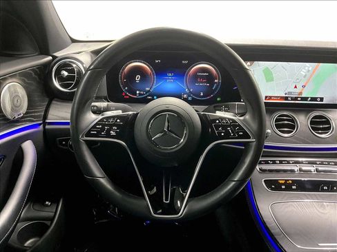 Used 2022 Mercedes-Benz E 350 Sedan image 18
