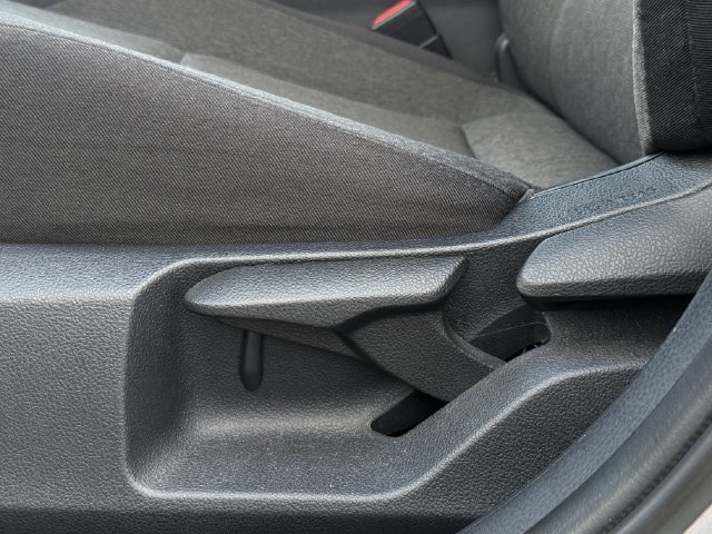 Used 2025 Toyota Camry LE FWD image 27