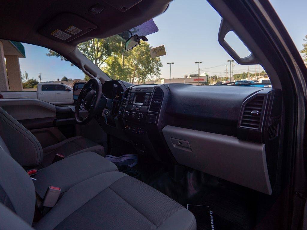 Used 2017 Ford F150 XL w/ Equipment Group 101A Mid AWD/4WD image 25