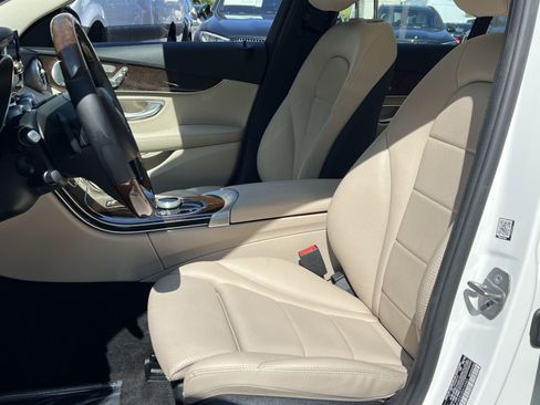 Used 2018 Mercedes-Benz C 300 4MATIC Sedan image 18