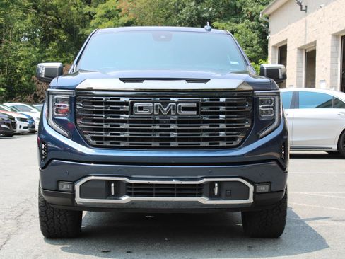 Used 2022 GMC Sierra 1500 Denali Ultimate AWD/4WD image 3