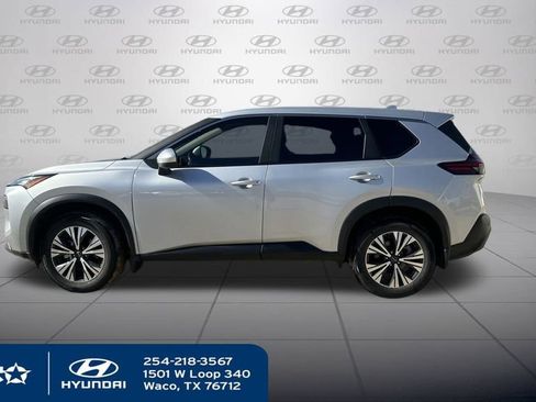 Used 2023 Nissan Rogue SV image 13
