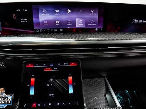 Used 2025 Cadillac Escalade V w/ LPO, Floor Liner Package image 29