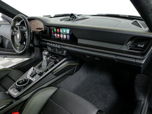 New 2026 Porsche 911 GT3 image 23