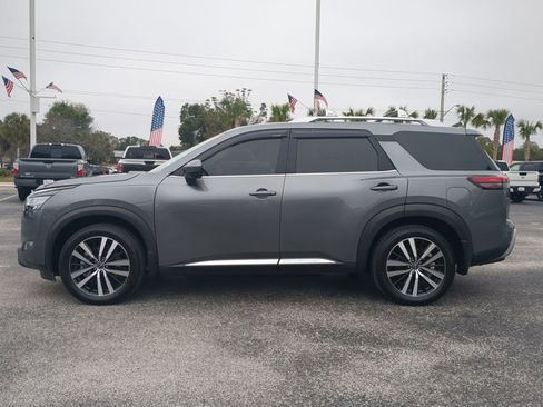 Certified 2024 Nissan Pathfinder Platinum w/ Cargo Package image 7