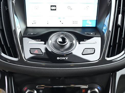 Used 2016 Ford Escape Titanium image 27