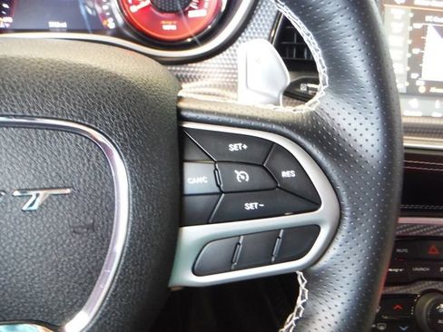 Used 2022 Dodge Challenger SRT Hellcat RWD image 52