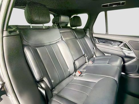 Certified 2023 Land Rover Range Rover SE AWD/4WD image 29