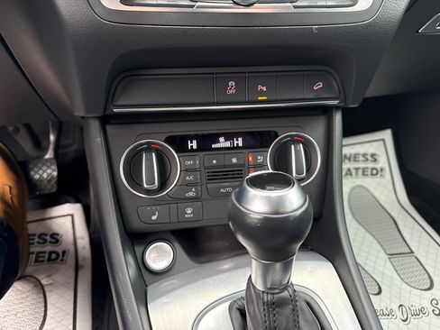 Used 2018 Audi Q3 2.0T Premium Plus w/ Premium Plus Package image 14