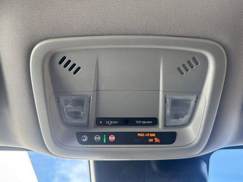 Used 2023 Chevrolet Malibu LT image 15