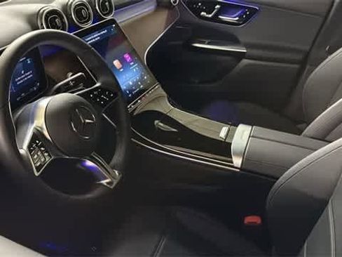 Certified 2025 Mercedes-Benz GLC 300 4MATIC image 4