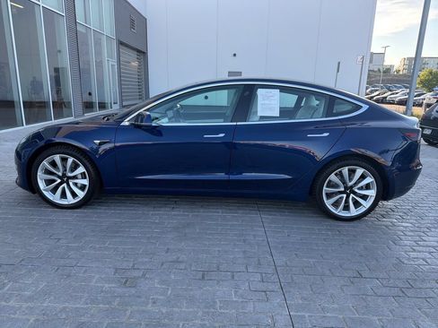 Used 2018 Tesla Model 3 Long Range AWD/4WD image 2