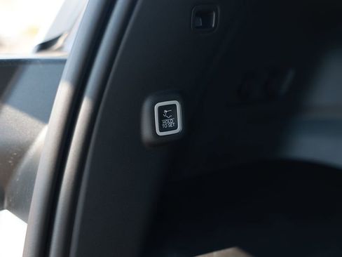 New 2026 Jeep Cherokee Overland AWD/4WD image 33