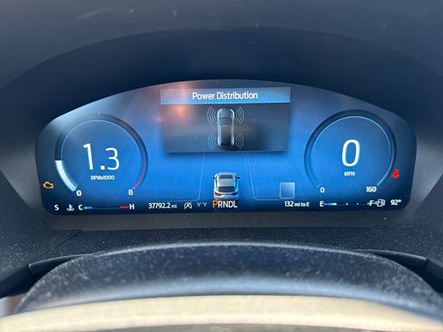 Used 2023 Ford Escape Platinum AWD/4WD image 11