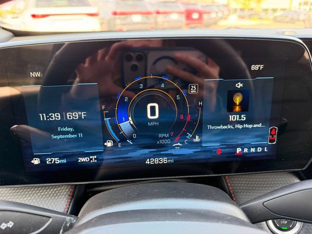 Used 2025 Chevrolet Equinox RS w/ Safety and Technology Package AWD/4WD image 16
