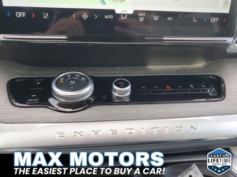 Certified 2025 Ford Expedition Platinum w/ Driver's Package image 37