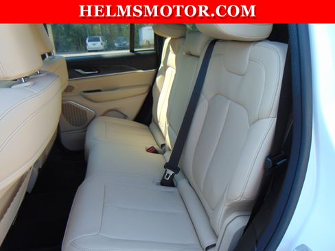 New 2026 Jeep Grand Cherokee Limited AWD/4WD image 37