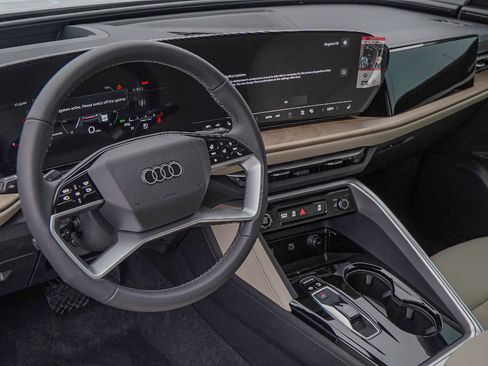 New 2025 Audi Q5 Premium Plus image 8