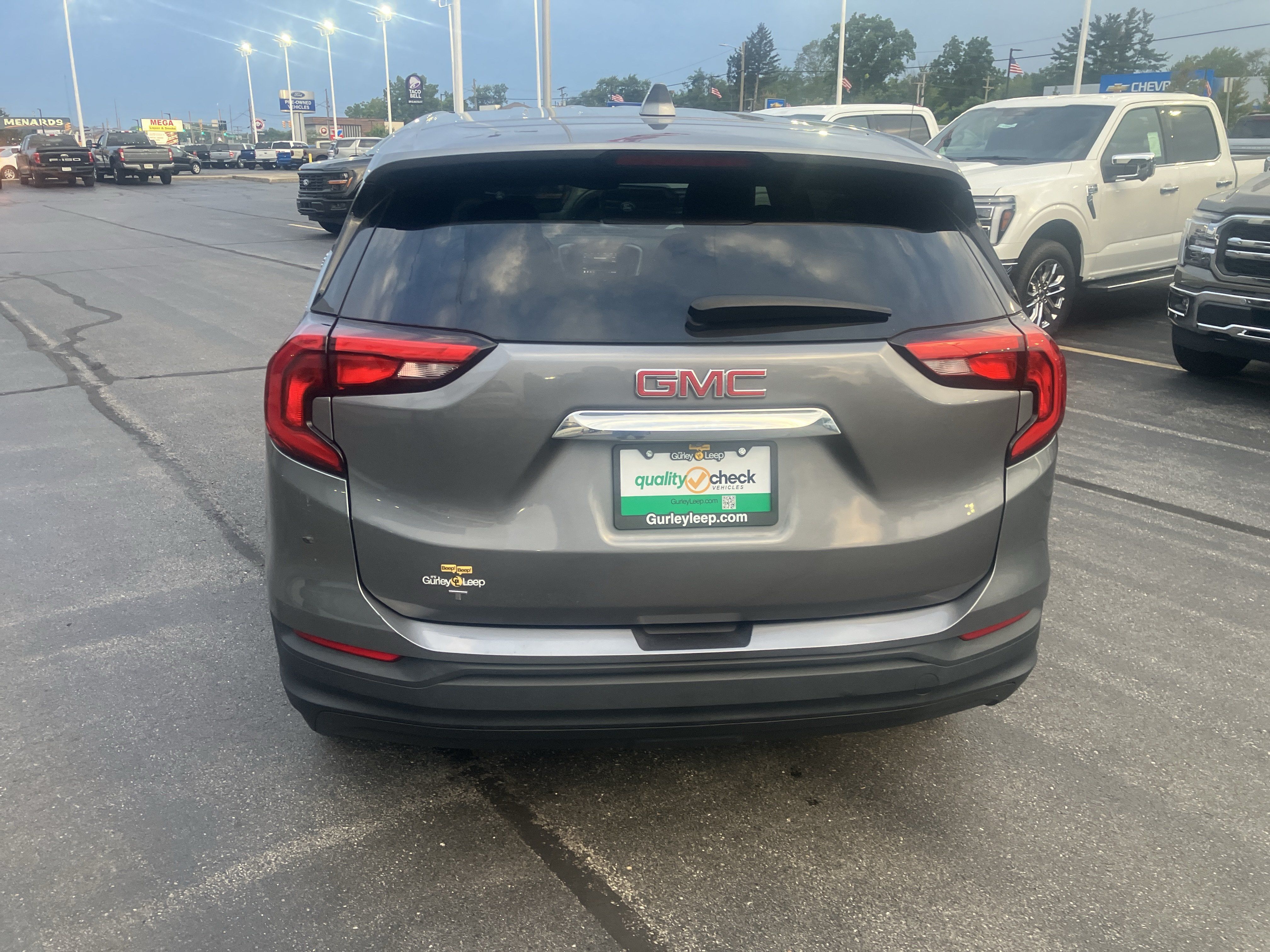 Used 2020 GMC Terrain SLE FWD image 6